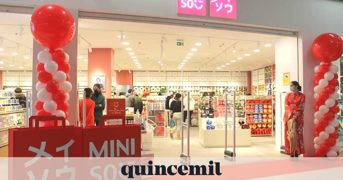 cadena de diseño japonés Miniso en su primera tienda de Galicia